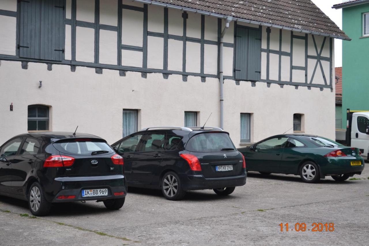 Landgasthaus Queen Victoria Stadtilm Buitenkant foto